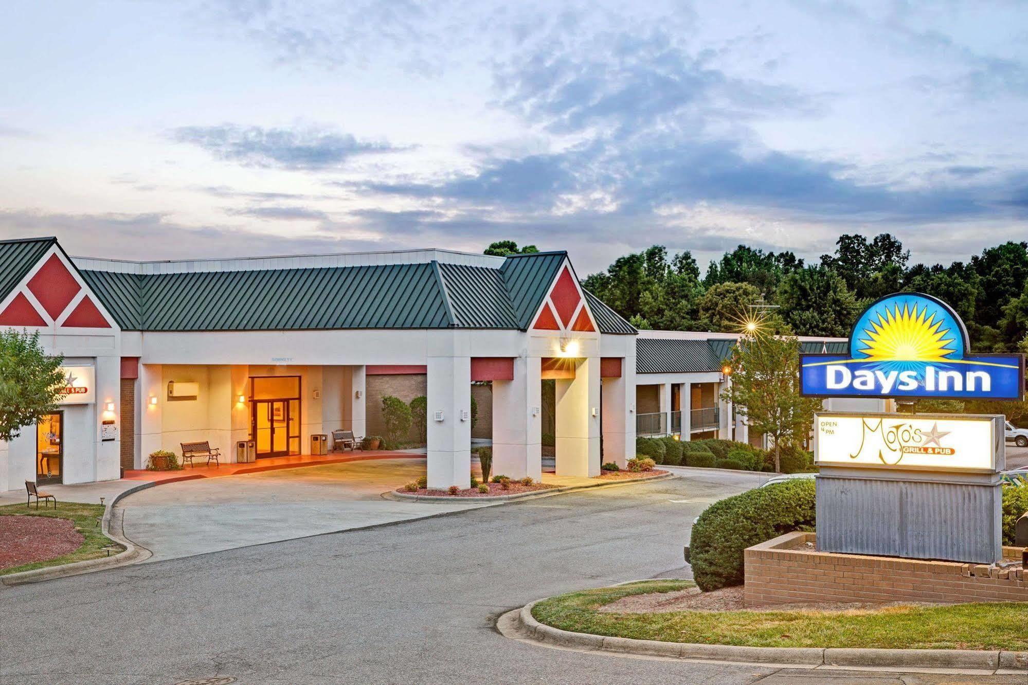 Days Inn Lake Norman Cornelius Exterior foto